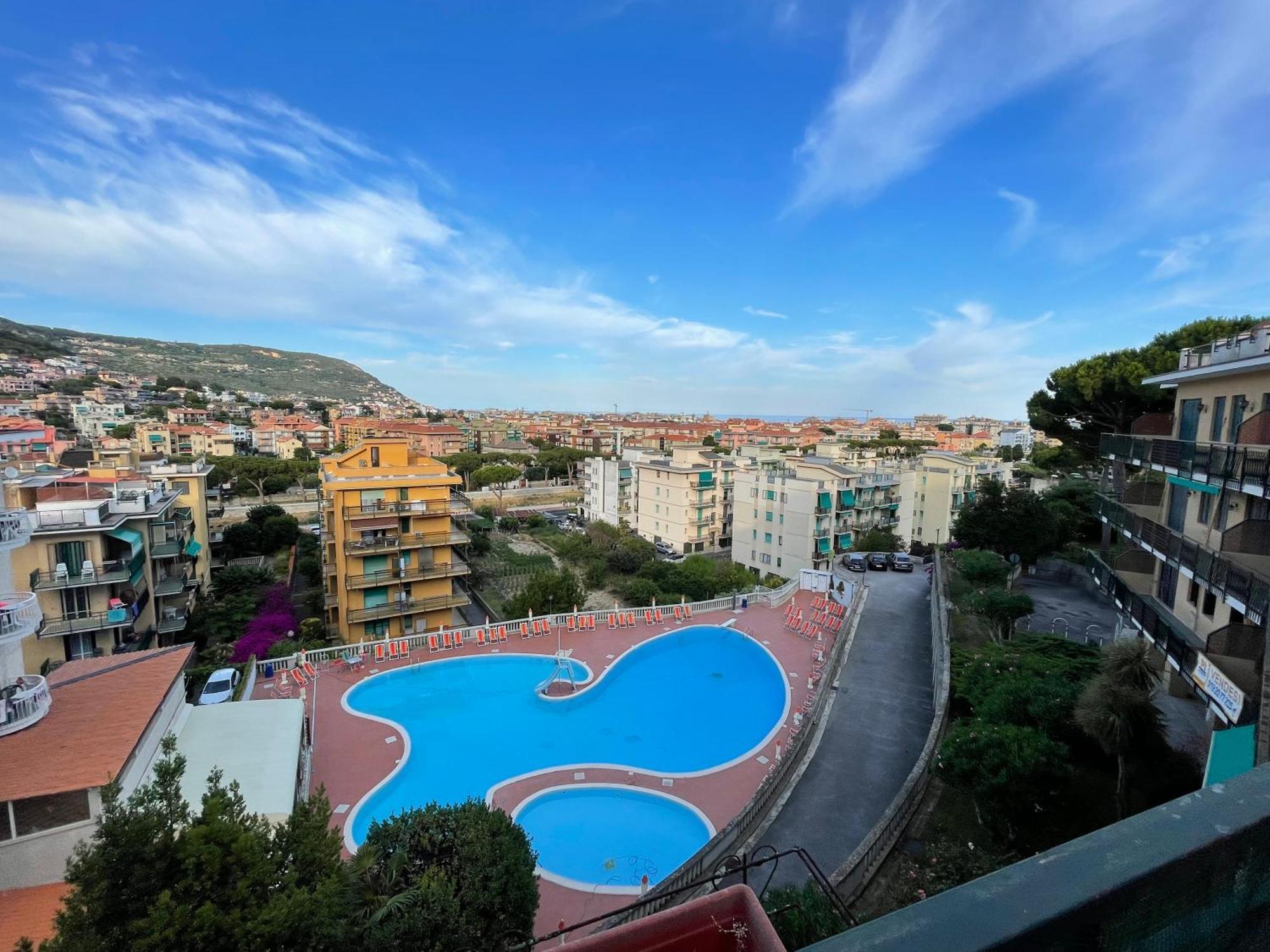 Residenza Degli Ulivi - Piscina, Campo Da Tennis, Free Parking, Ac E Wi-Fi Pietra Ligure Buitenkant foto